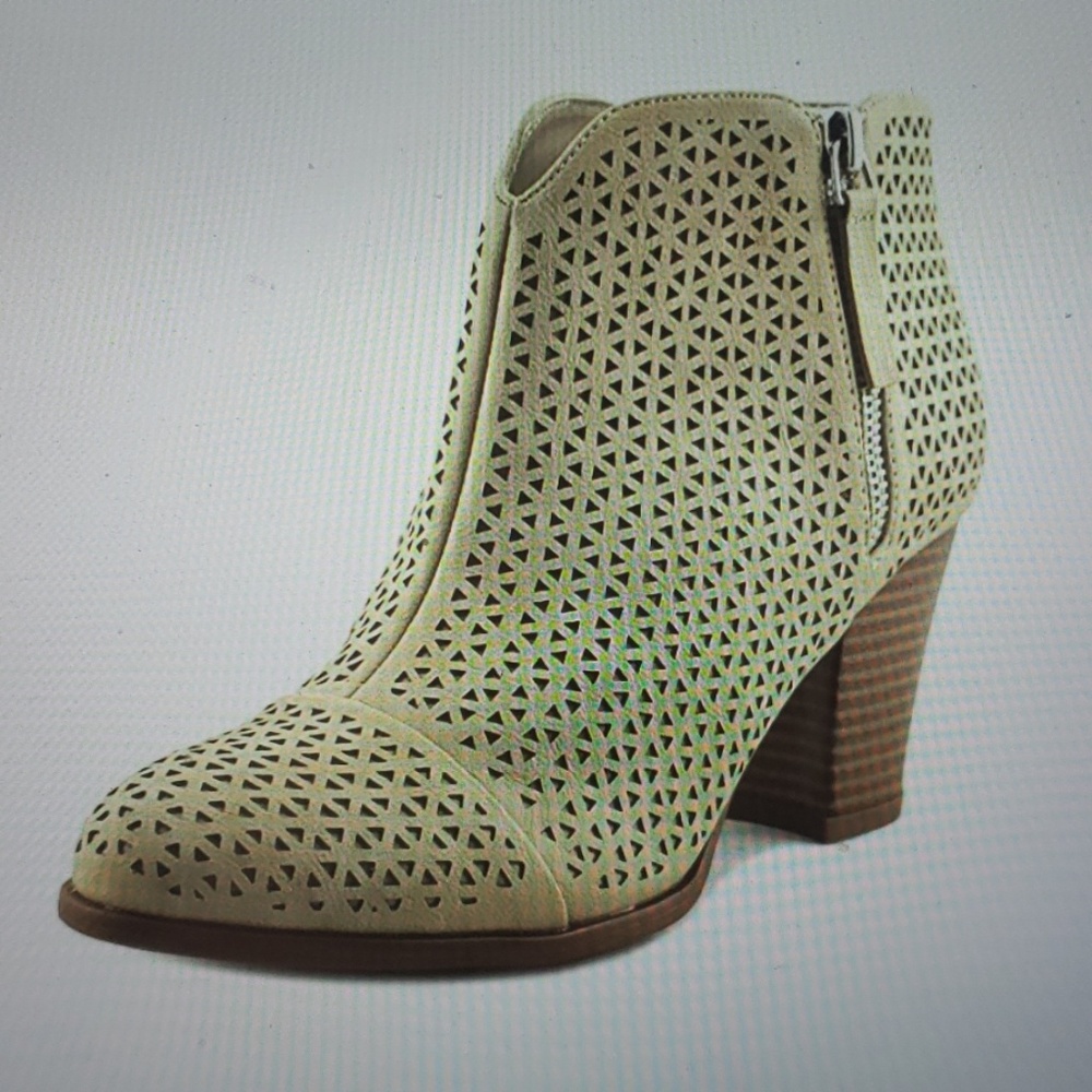Fergalicious Fashion Boots (BRAND NEW!!!)
